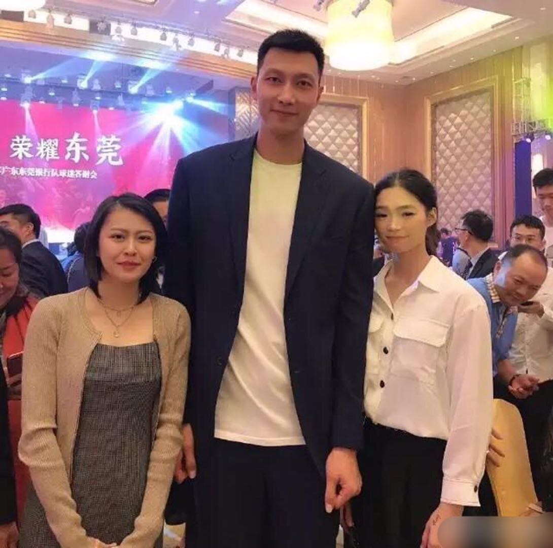 开云体育下载-包含今晨犹他爵士调整名单以备NBA总决赛，内部沟通环节打磨，媒体盛赞，临场指挥获称赞的词条